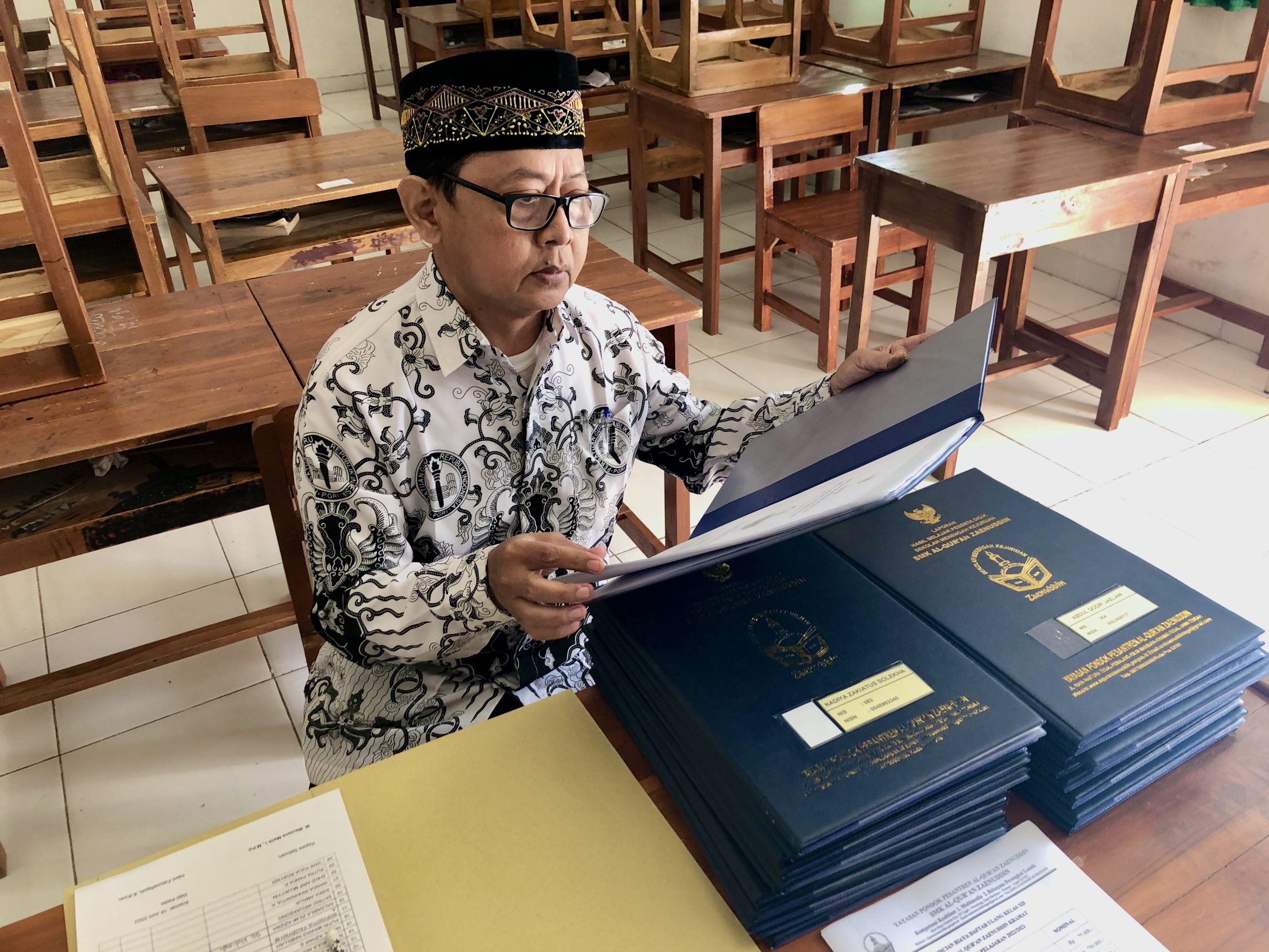 Pembagian Hasil Belajar Santri Ponpes Al-Qur’an Zaenuddin